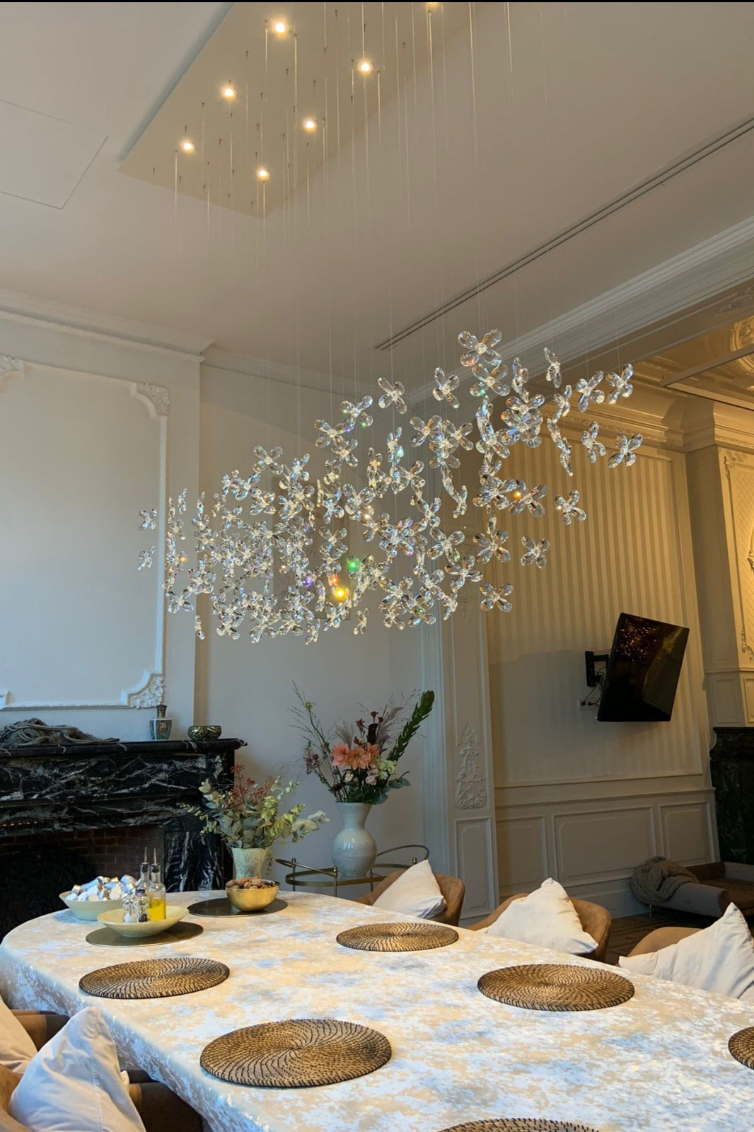 Floating Butterfly chandelier VIVIAN Cloud 135 Swarovski crystal pieces