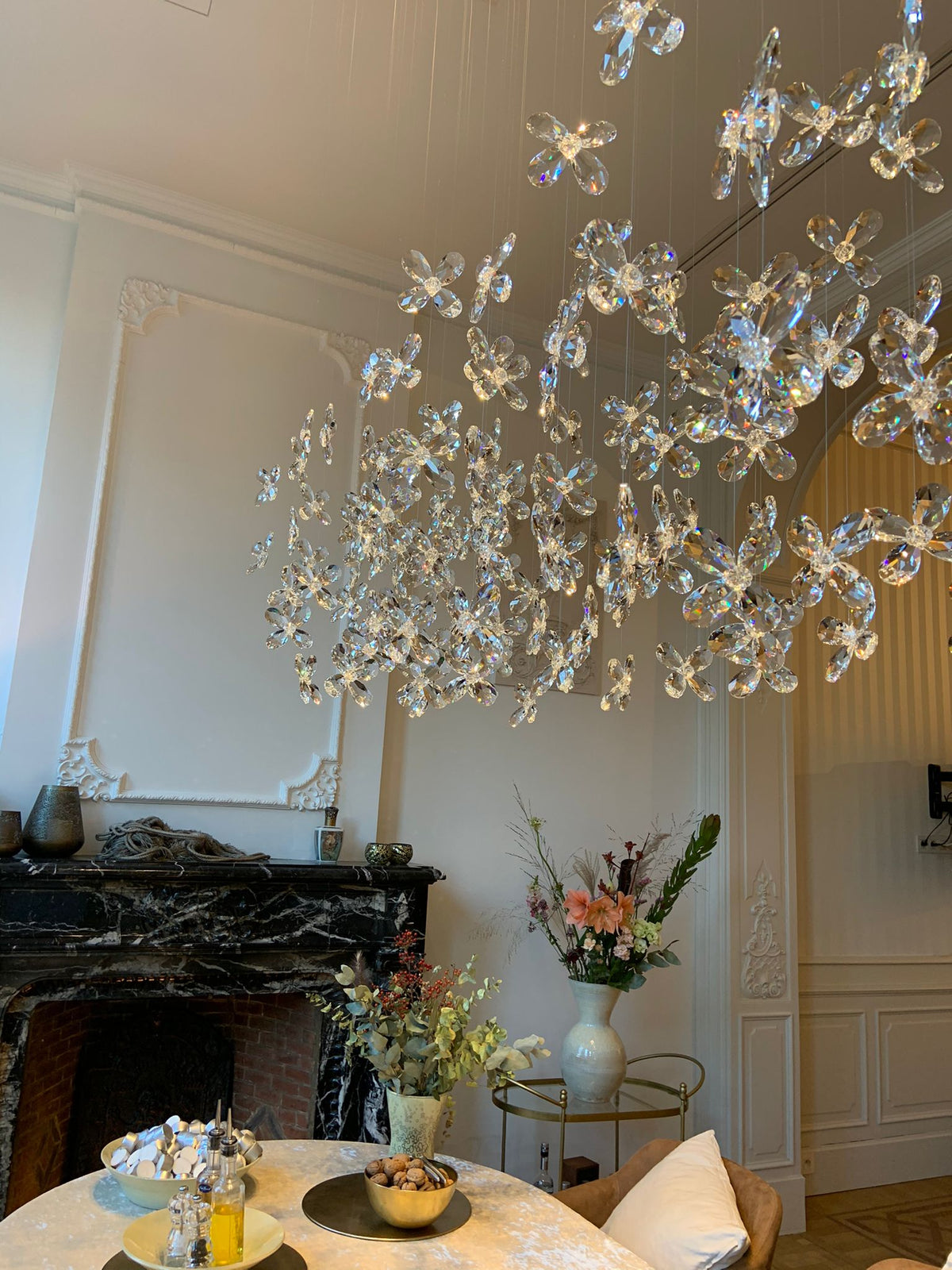 Floating Butterfly chandelier VIVIAN Cloud 135 Swarovski crystal pieces